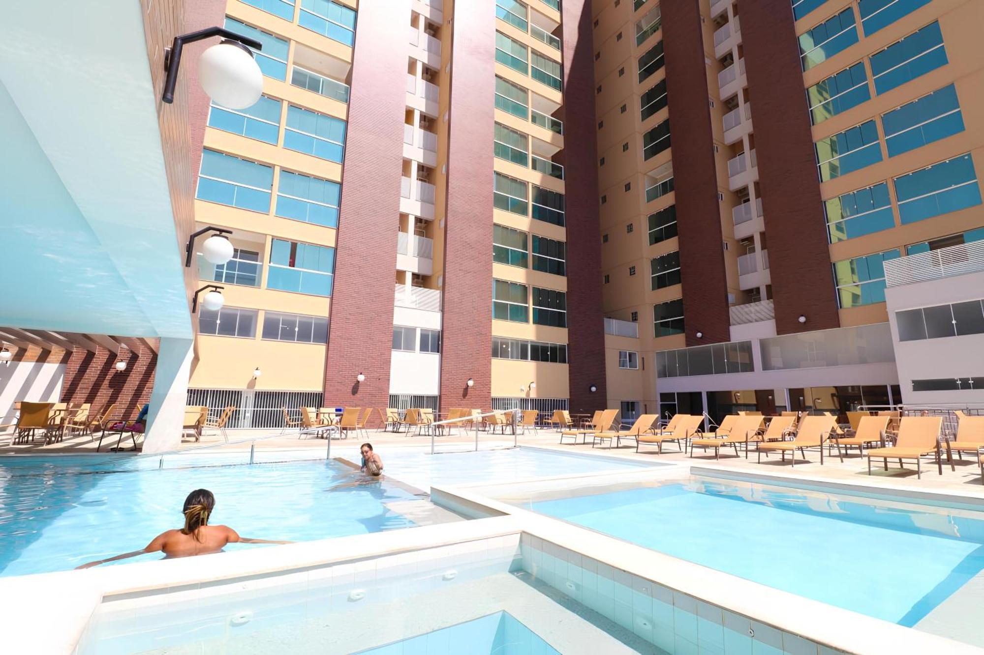 Piazza Diroma Com Acesso Ao Acqua Park Apartment Caldas Novas Bagian luar foto