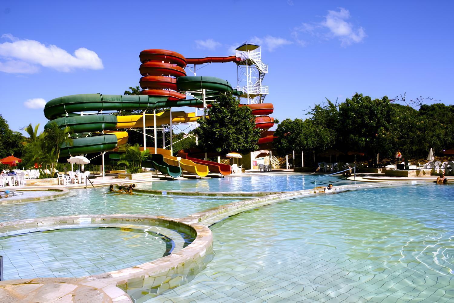 Piazza Diroma Com Acesso Ao Acqua Park Apartment Caldas Novas Bagian luar foto