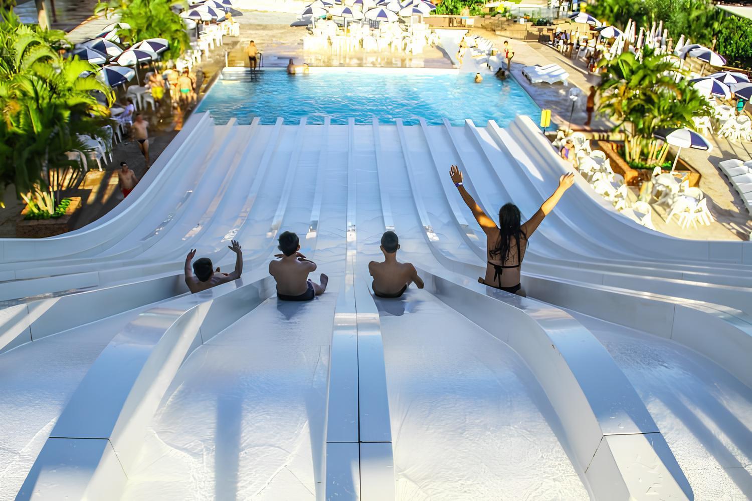 Piazza Diroma Com Acesso Ao Acqua Park Apartment Caldas Novas Bagian luar foto