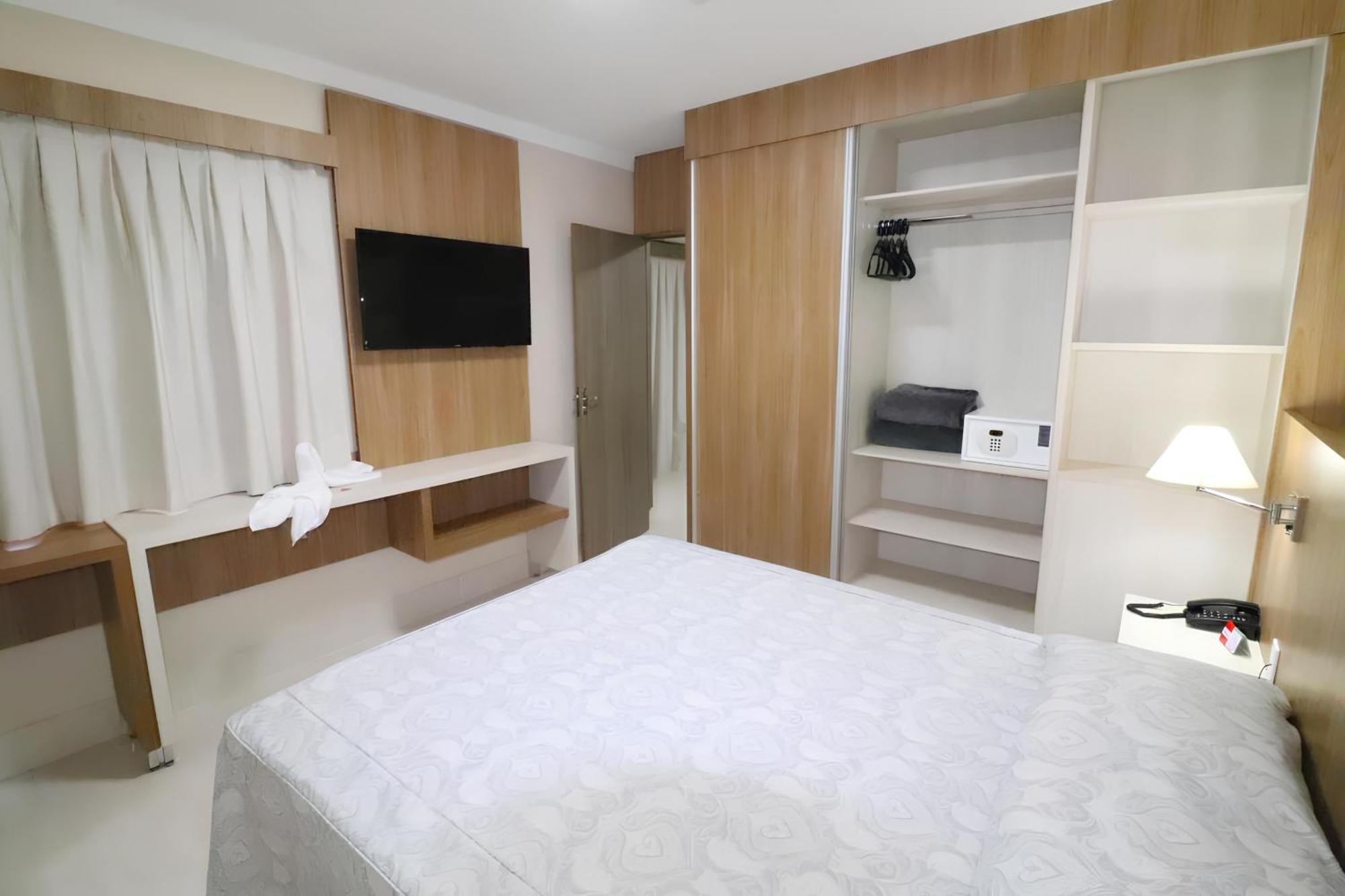 Piazza Diroma Com Acesso Ao Acqua Park Apartment Caldas Novas Bagian luar foto